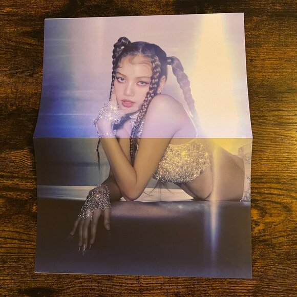 LISA (BLACKPINK) – FIRST SINGLE ALBUM LALISA - Picture 9 of 9